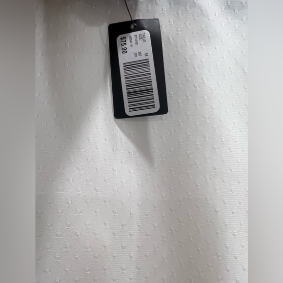 New, never worn- RW&co white, women’s blouse with flowing sleeves - Picture 3 of 8